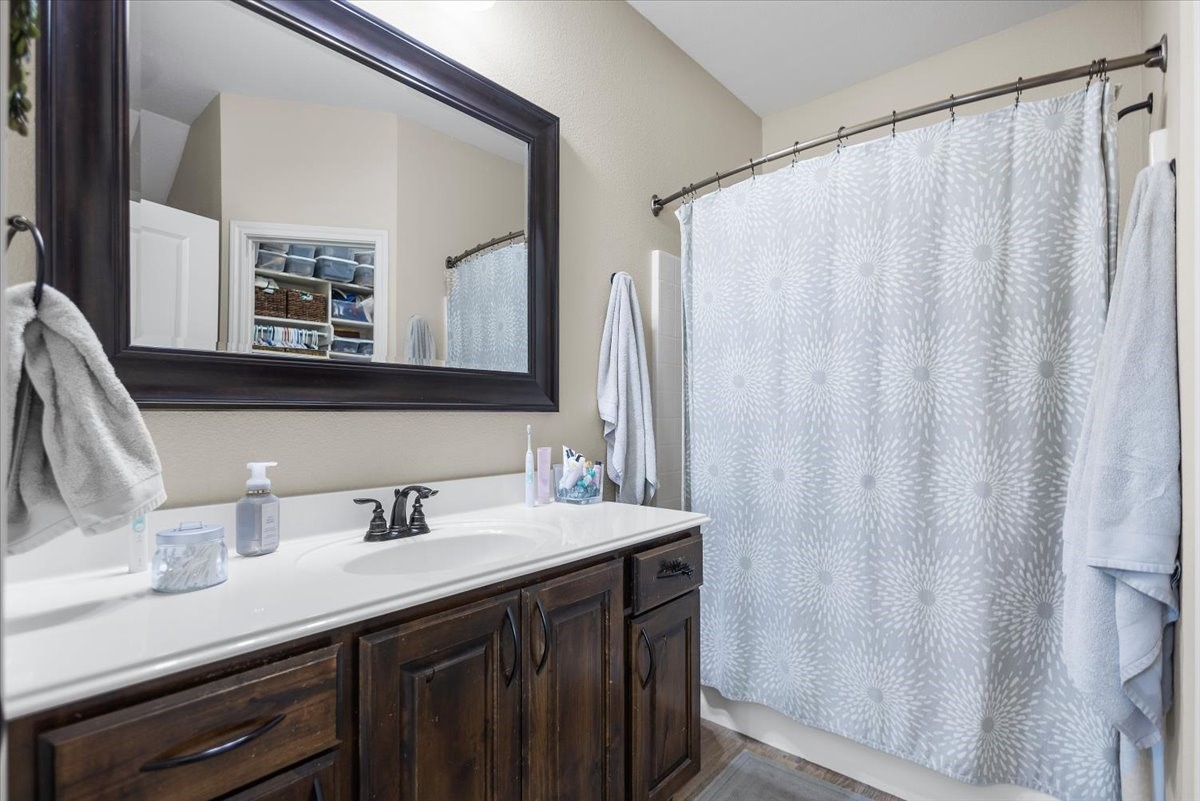 307 Mission Crest Circle Lindale TX 75771
