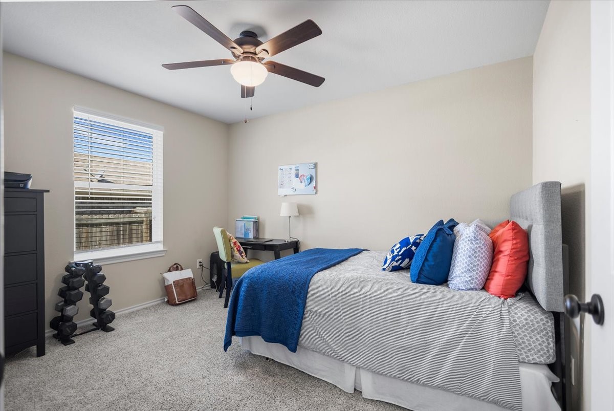 307 Mission Crest Circle Lindale TX 75771