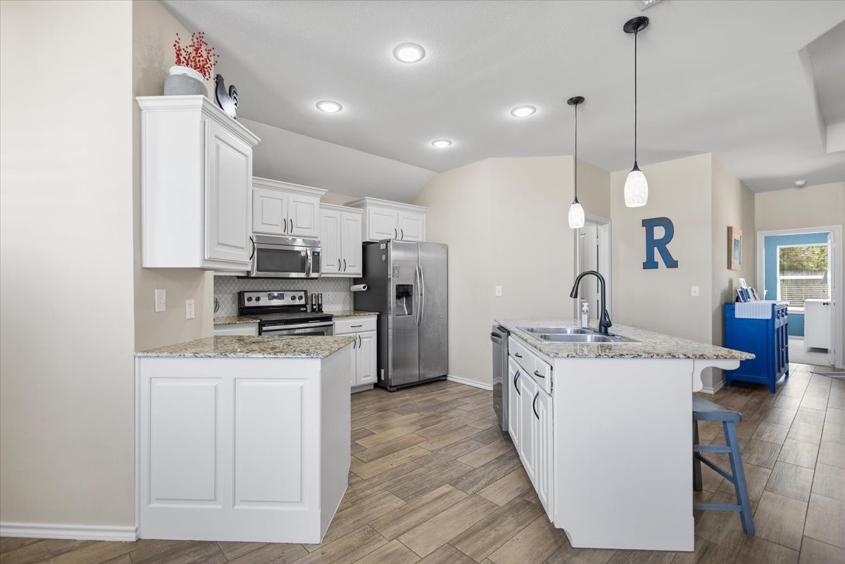 307 Mission Crest Circle Lindale TX 75771