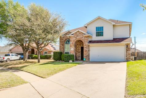 1700 Wolf Creek Drive Arlington TX 76018
