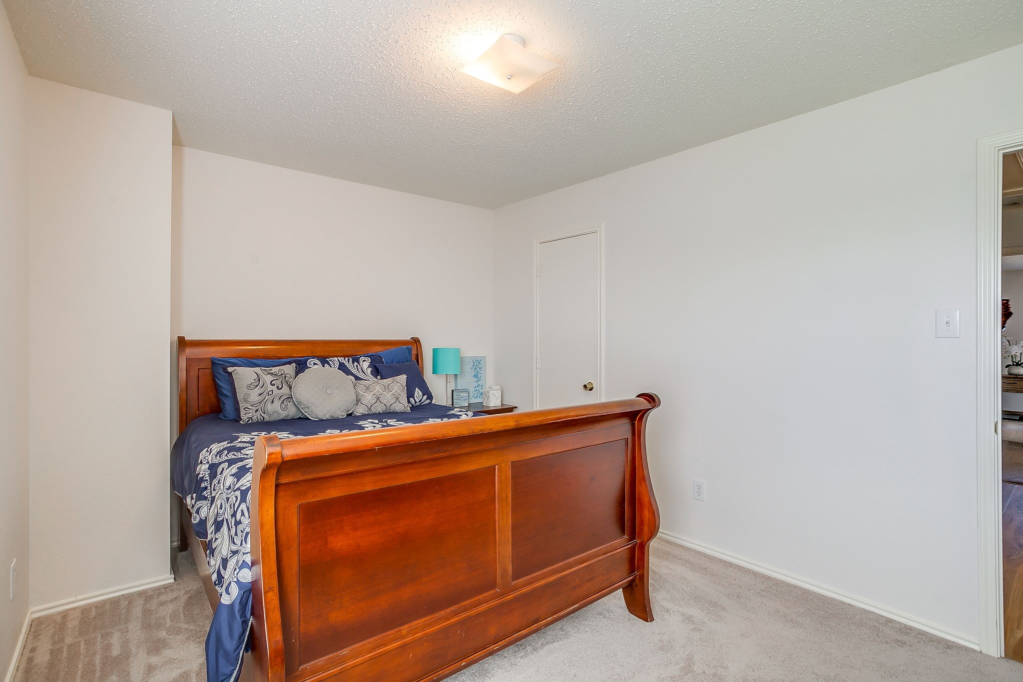 1700 Wolf Creek Drive Arlington TX 76018