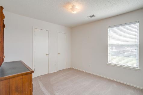 1700 Wolf Creek Drive Arlington TX 76018