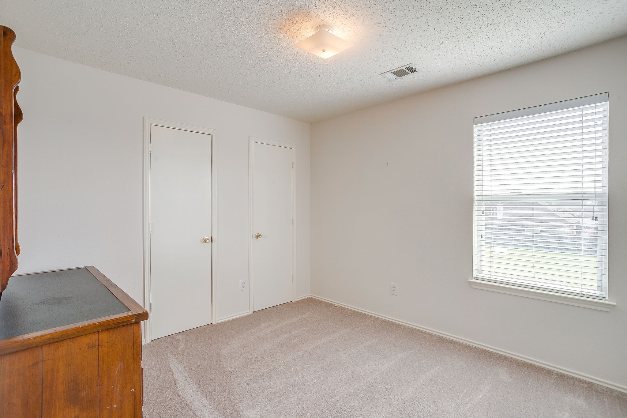 1700 Wolf Creek Drive Arlington TX 76018