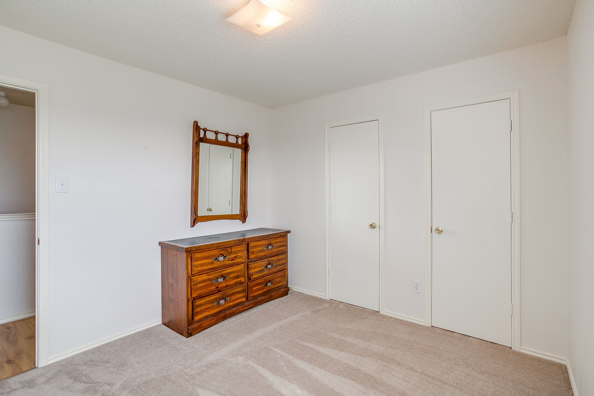1700 Wolf Creek Drive Arlington TX 76018