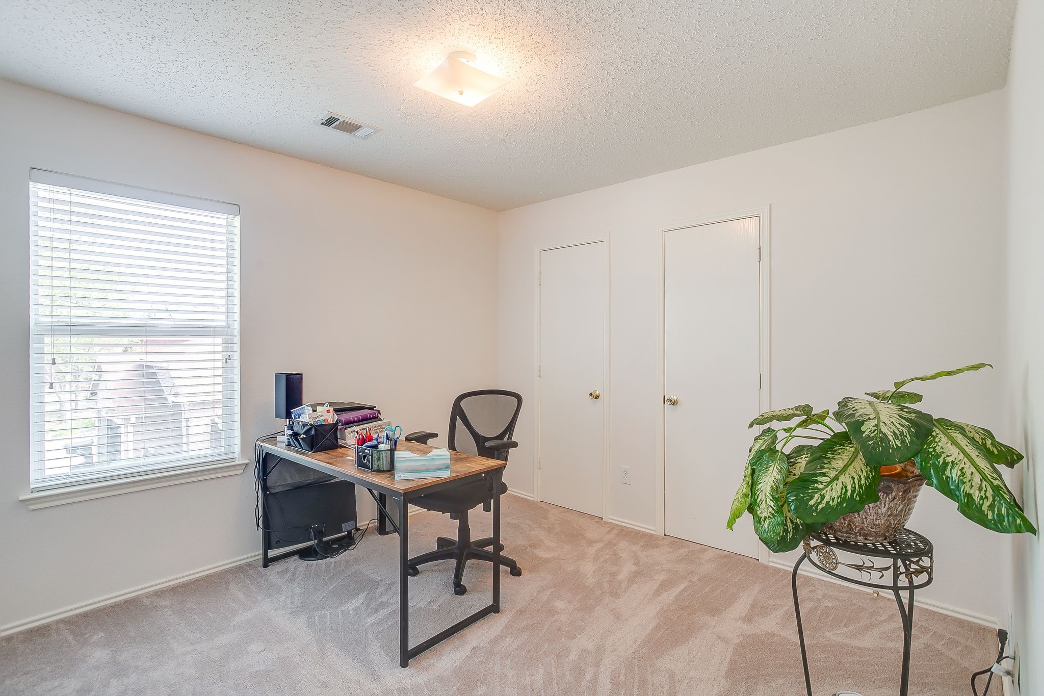 1700 Wolf Creek Drive Arlington TX 76018