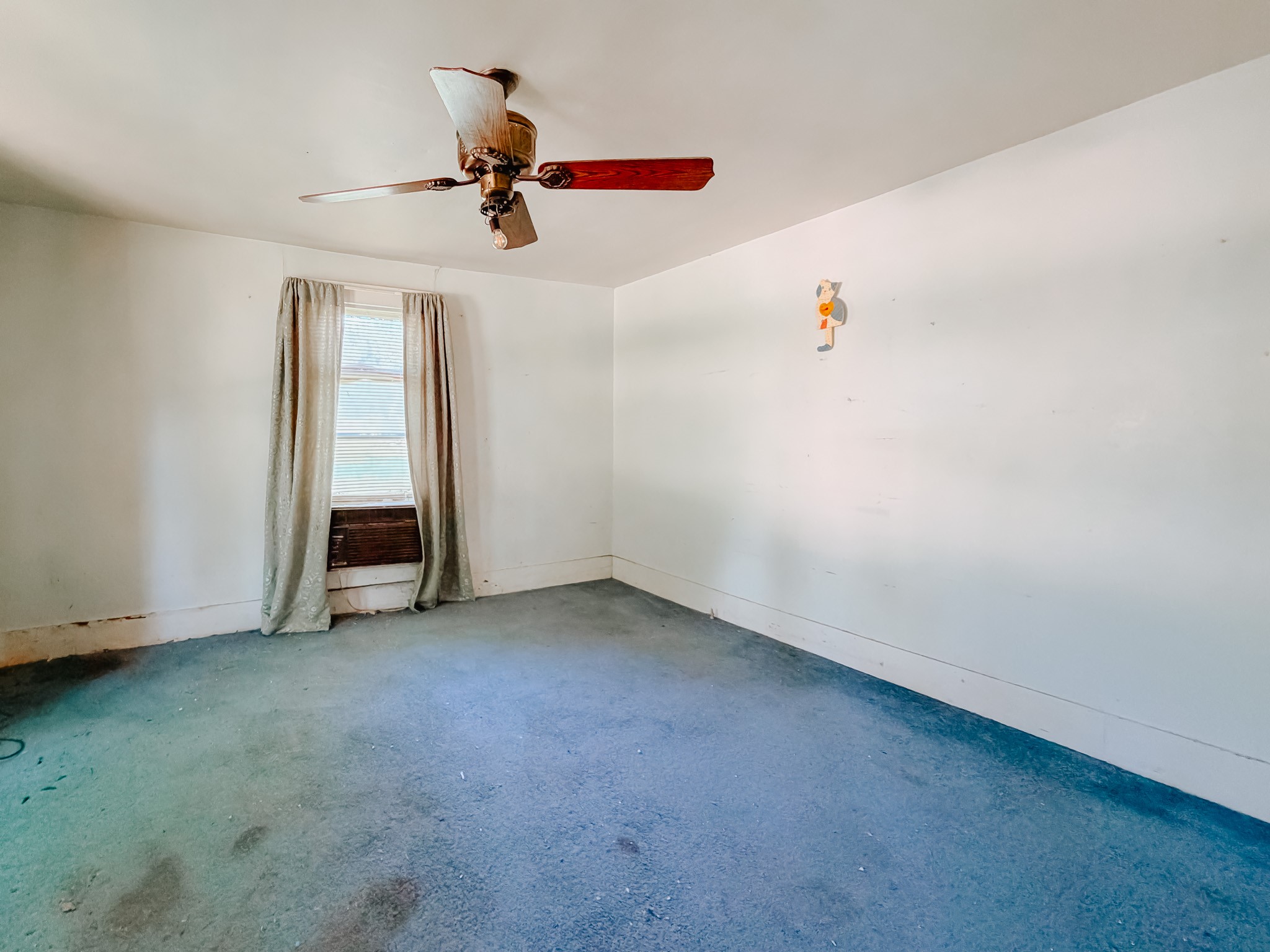 305 N 3rd Street Coolidge TX 76693
