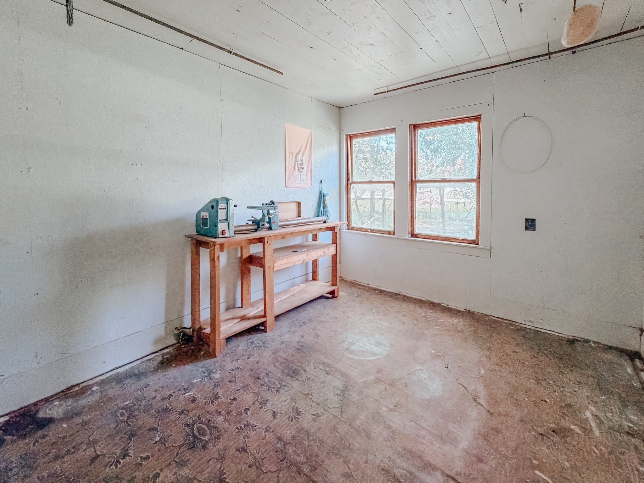 305 N 3rd Street Coolidge TX 76693