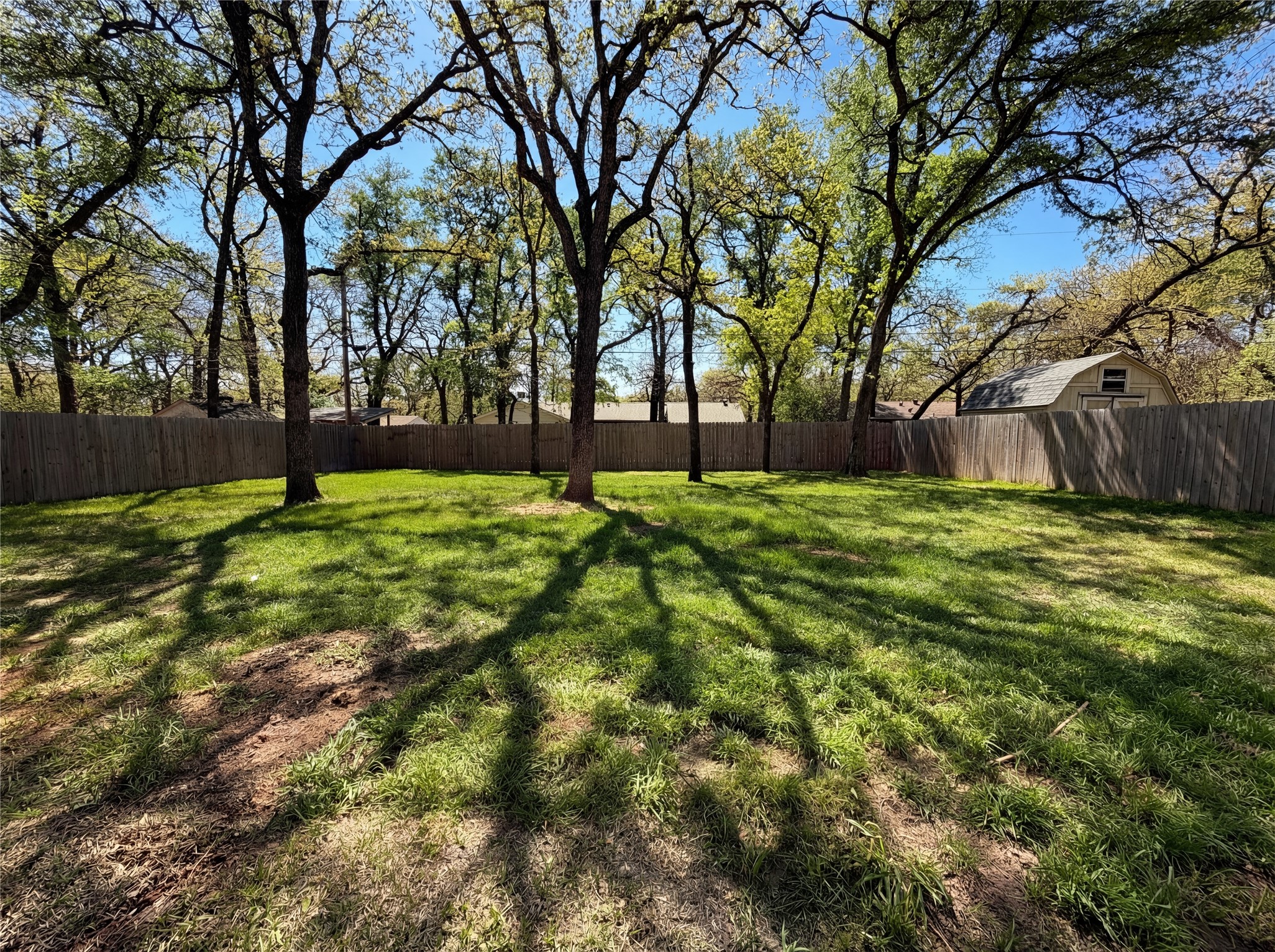 721 Briarwood Lane Hurst TX 76053
