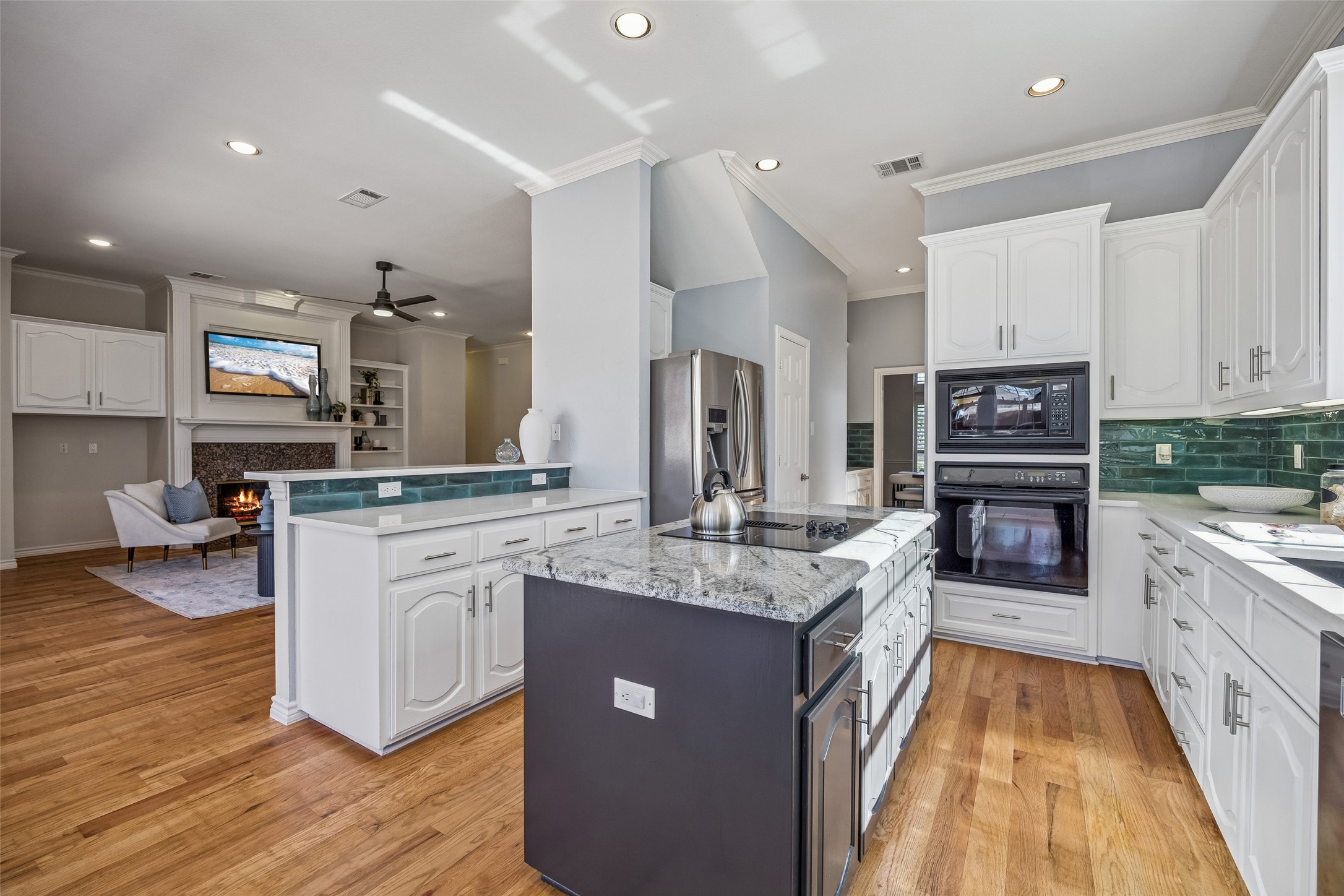 3703 Trailwood Drive Richardson TX 75082