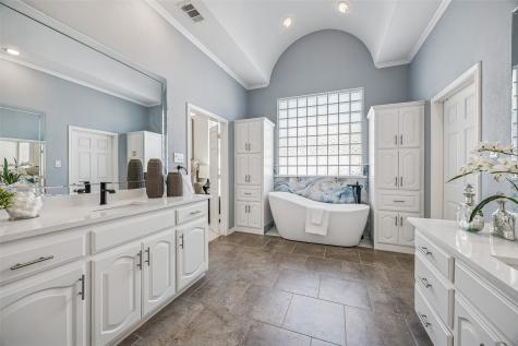 3703 Trailwood Drive Richardson TX 75082