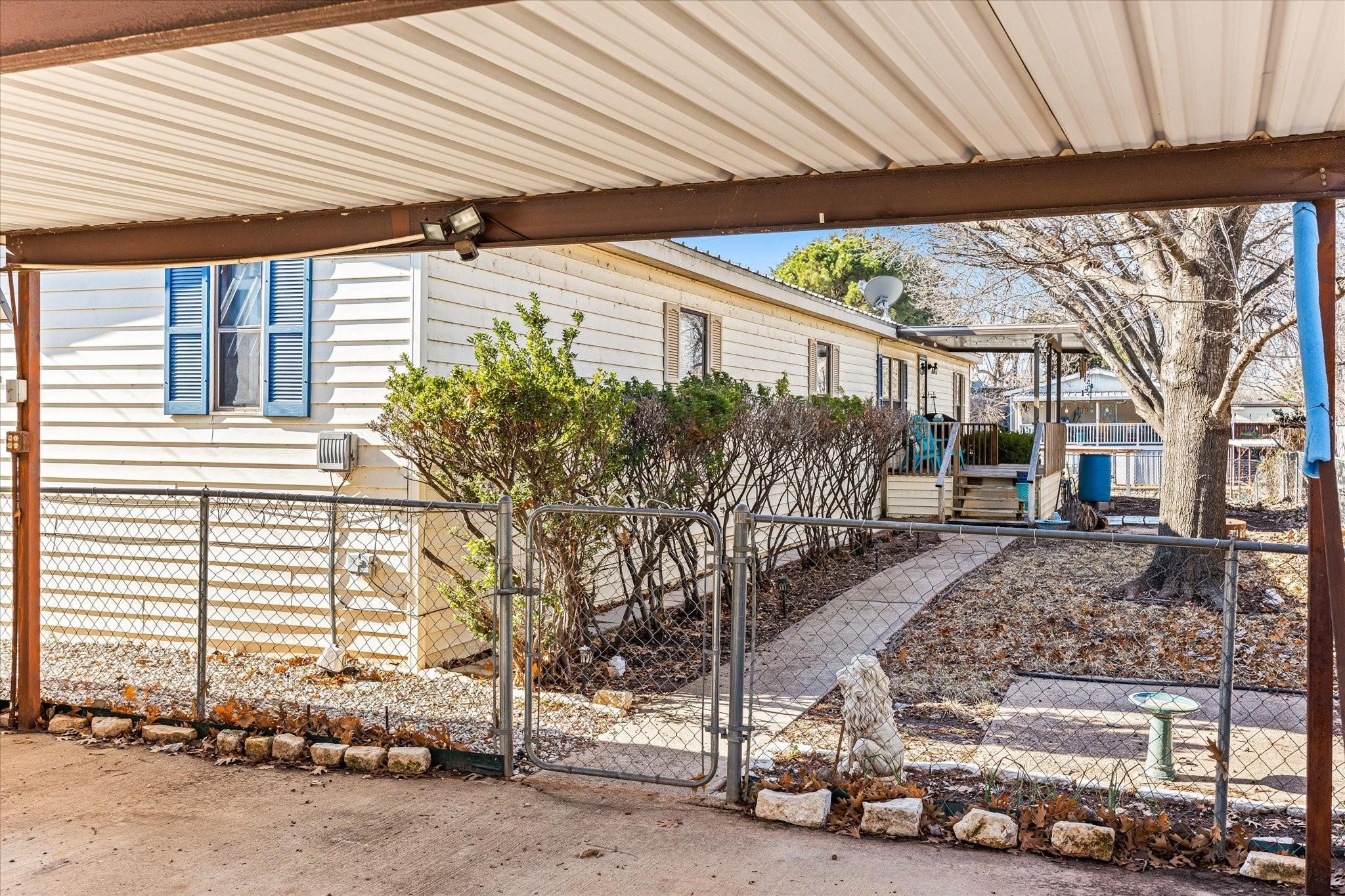 6526 Blue Water Court Granbury TX 76049