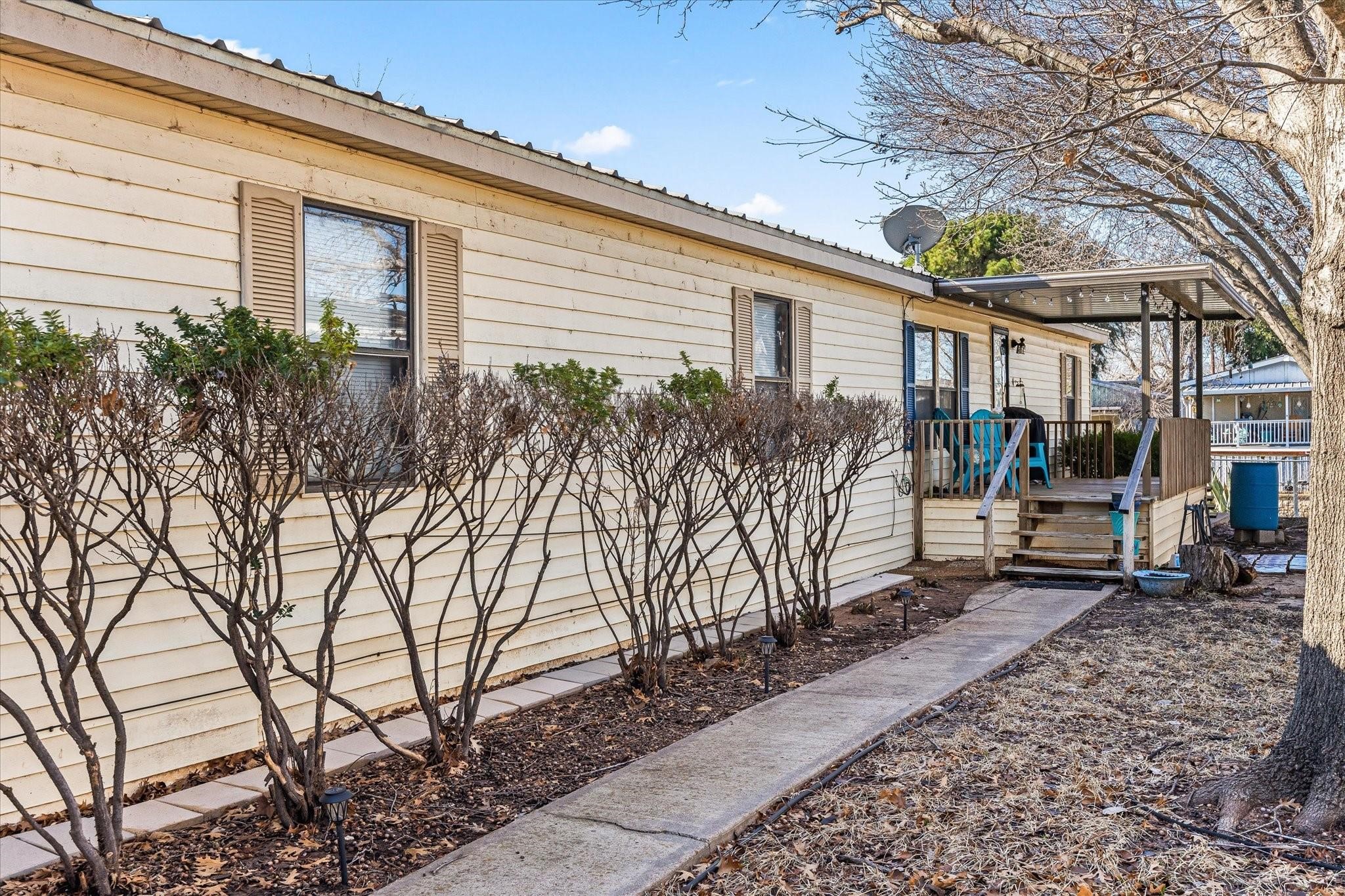 6526 Blue Water Court Granbury TX 76049