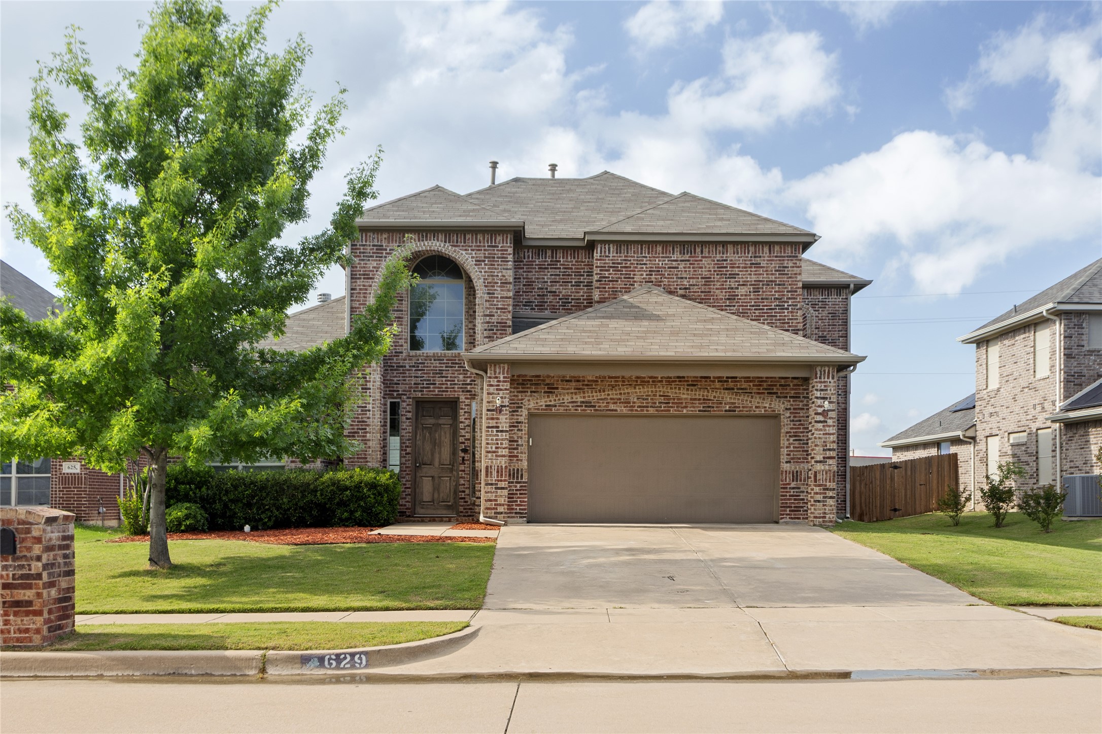 629 Peach Lane Burleson TX 76028