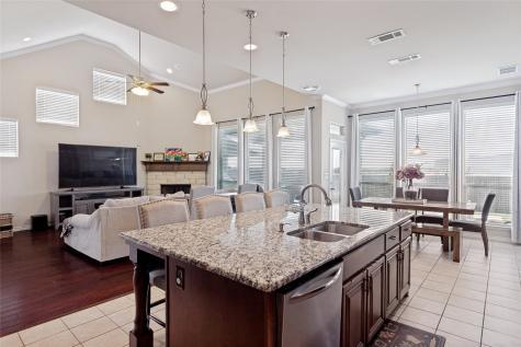 629 Peach Lane Burleson TX 76028
