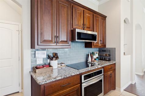 629 Peach Lane Burleson TX 76028