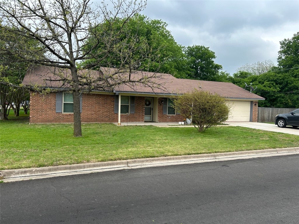 325 Lindenwood Lane S Hewitt TX 76643