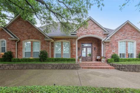 9509 Shady Valley Drive Dallas TX 75238