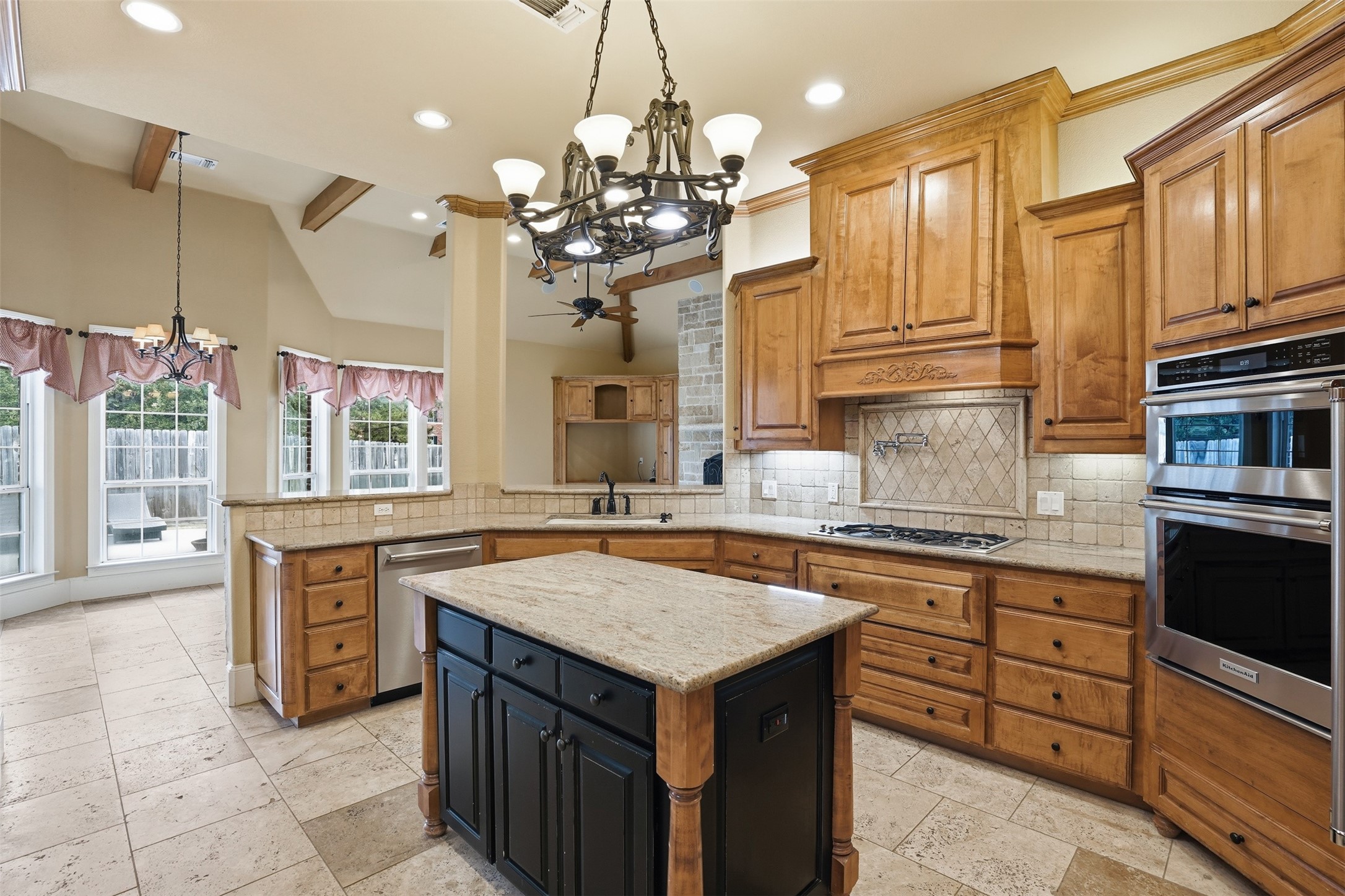 1123 Berkley Drive Cleburne TX 76033