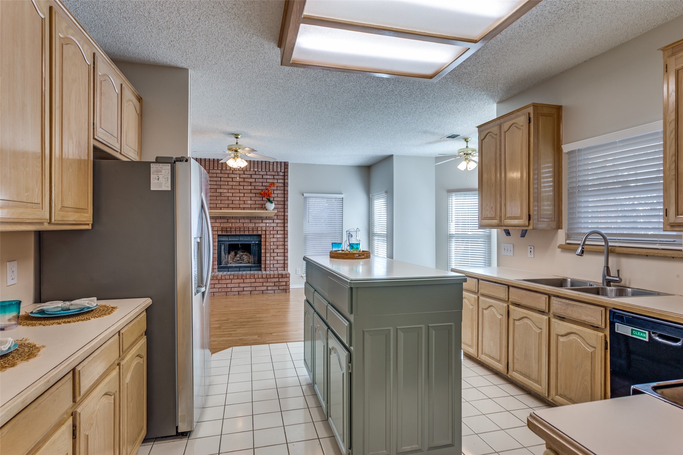 6800 Moss Lane North Richland Hills TX 76182