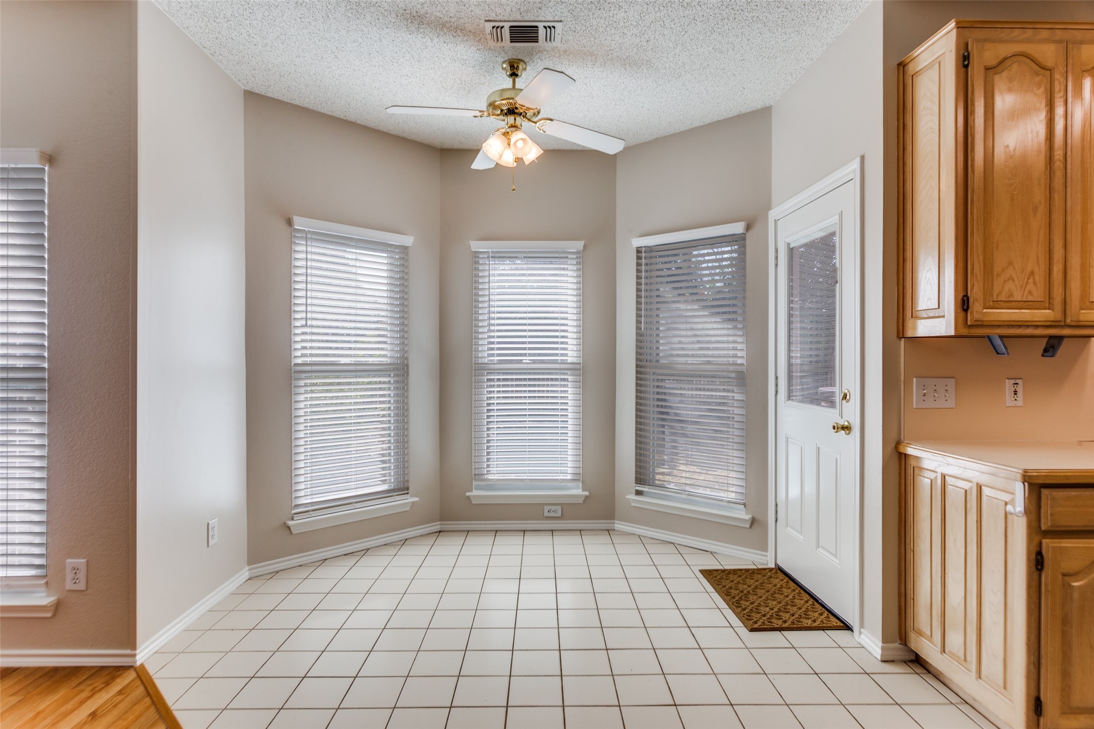 6800 Moss Lane North Richland Hills TX 76182