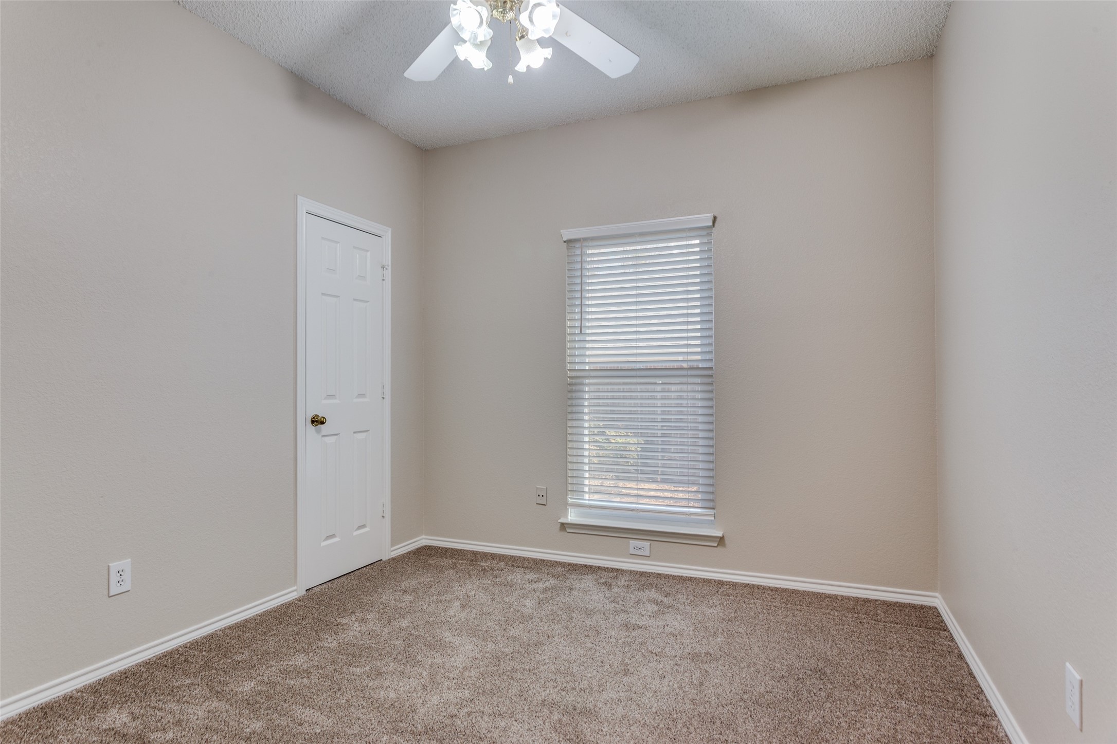 6800 Moss Lane North Richland Hills TX 76182