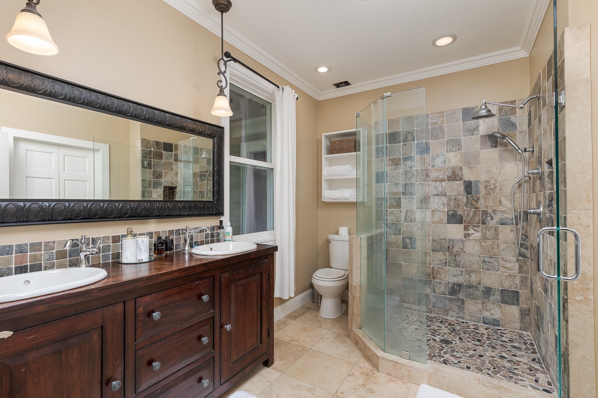 203 E Umphress Street Van Alstyne TX 75495