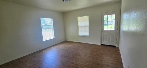 800 N 4th Street Sanger TX 76266