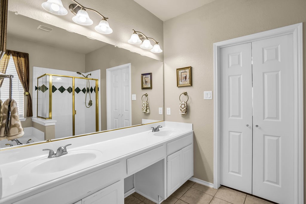 5700 White Pine Drive Mckinney TX 75070