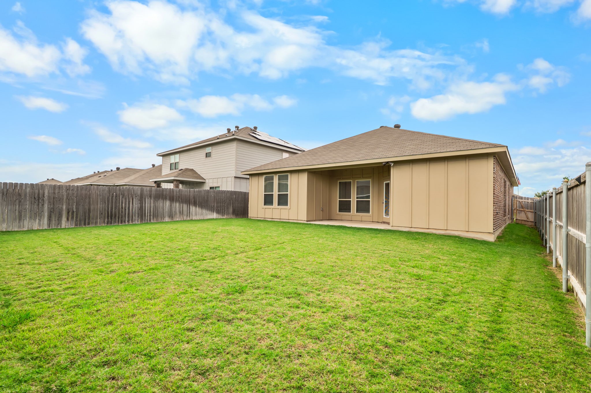11233 Solar Street Waco TX 76655