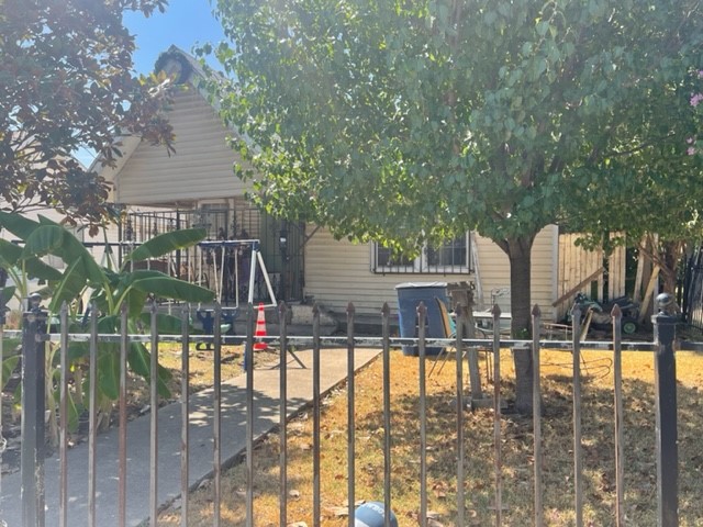 3218 Jerome Street Dallas TX 75223