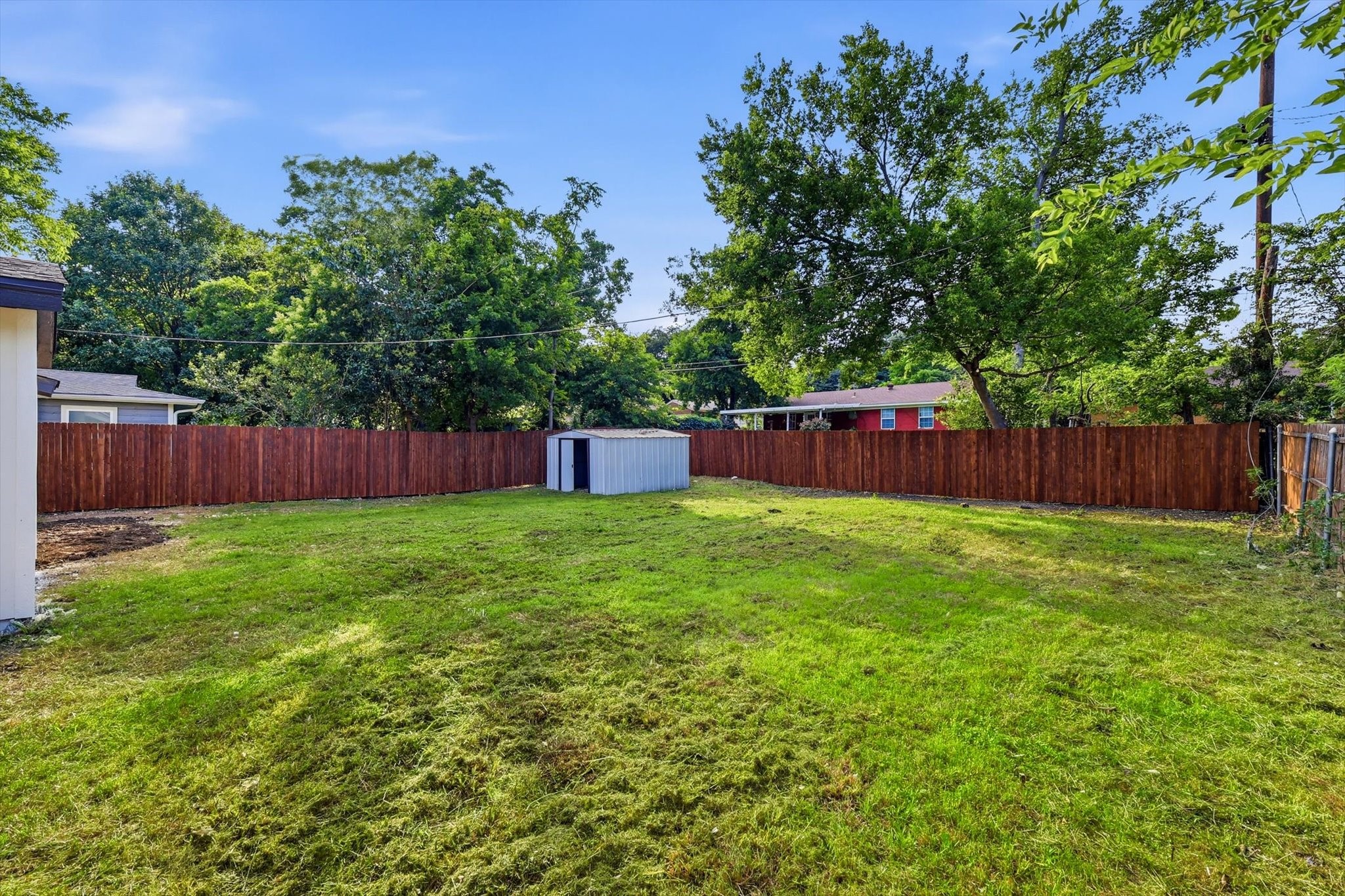 2109 Hedgerow Street Arlington TX 76010