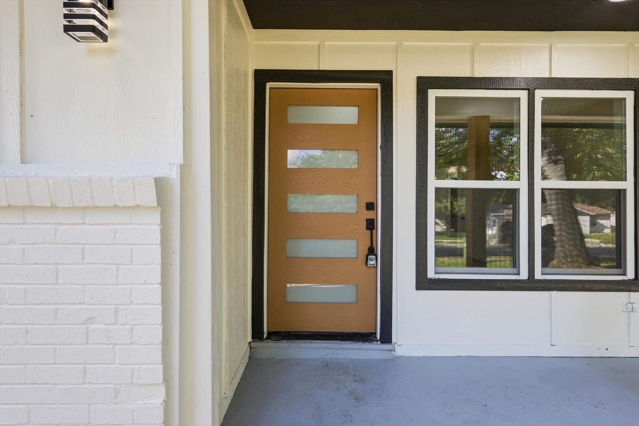 2109 Hedgerow Street Arlington TX 76010