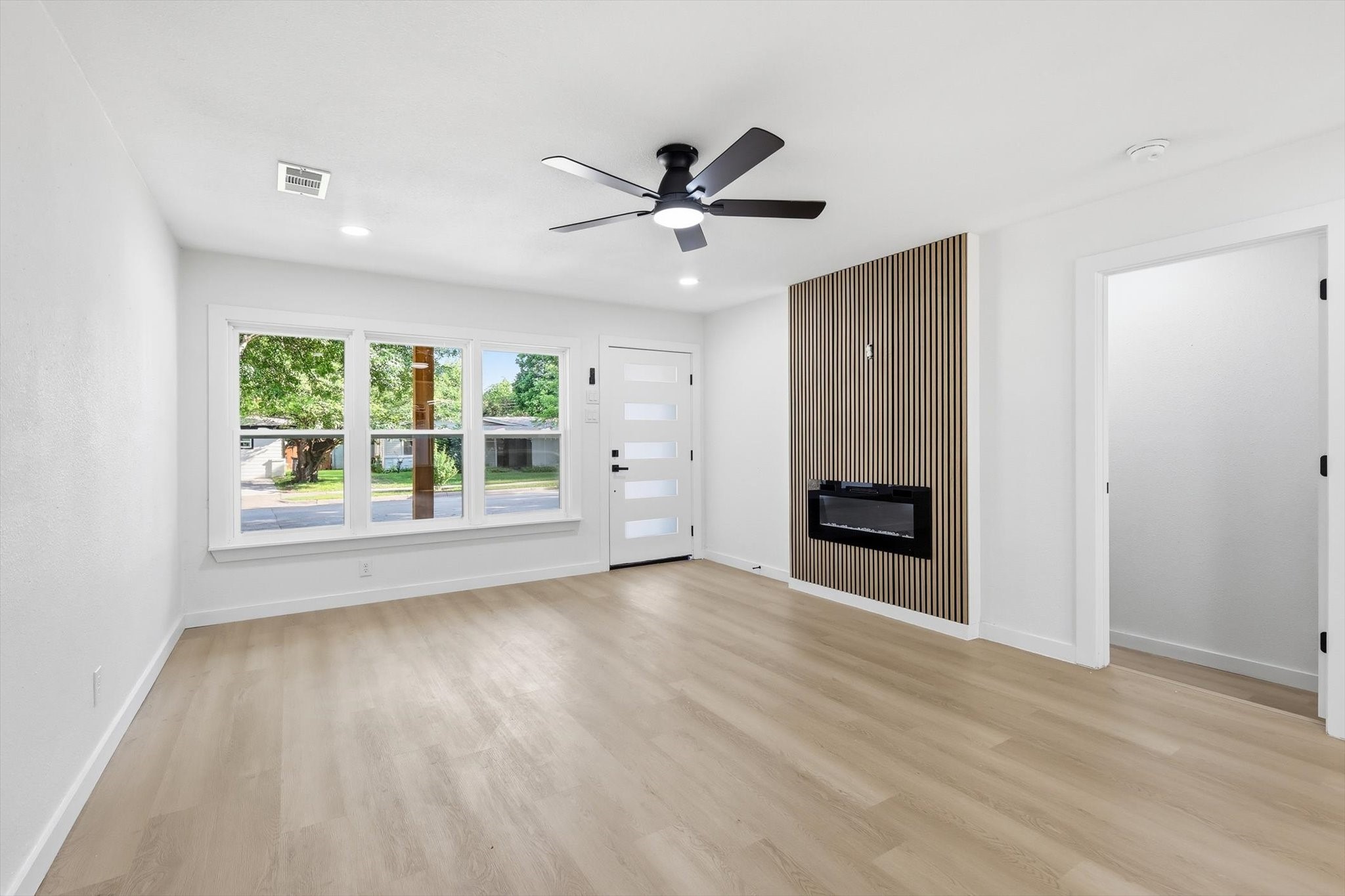 2109 Hedgerow Street Arlington TX 76010