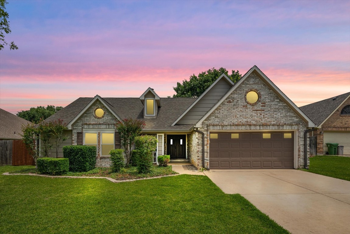 7521 Teakwood Court North Richland Hills TX 76182