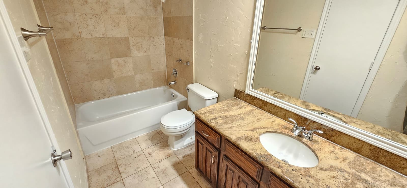 1721 Saint James Carrollton TX 75007