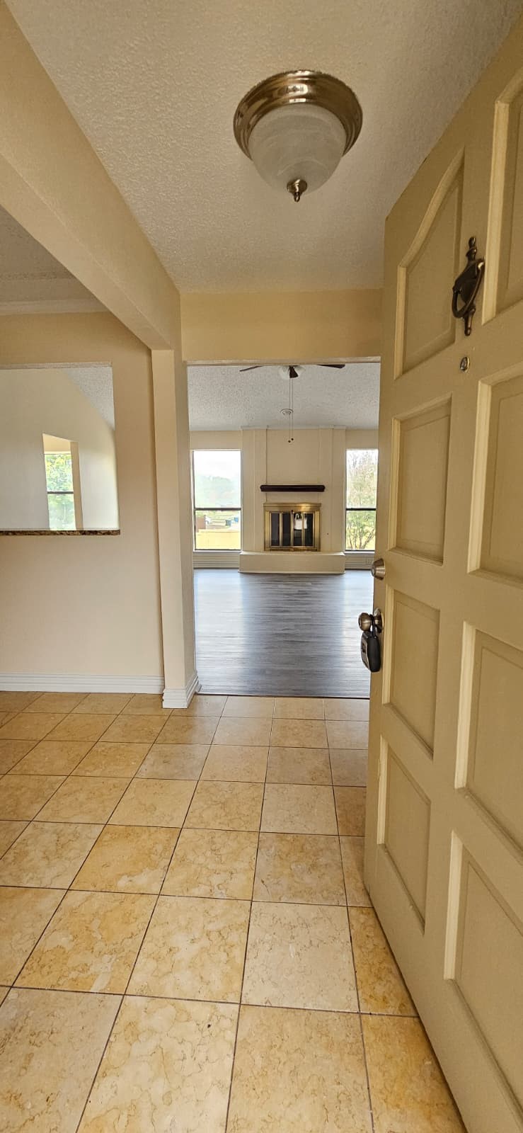 1721 Saint James Carrollton TX 75007