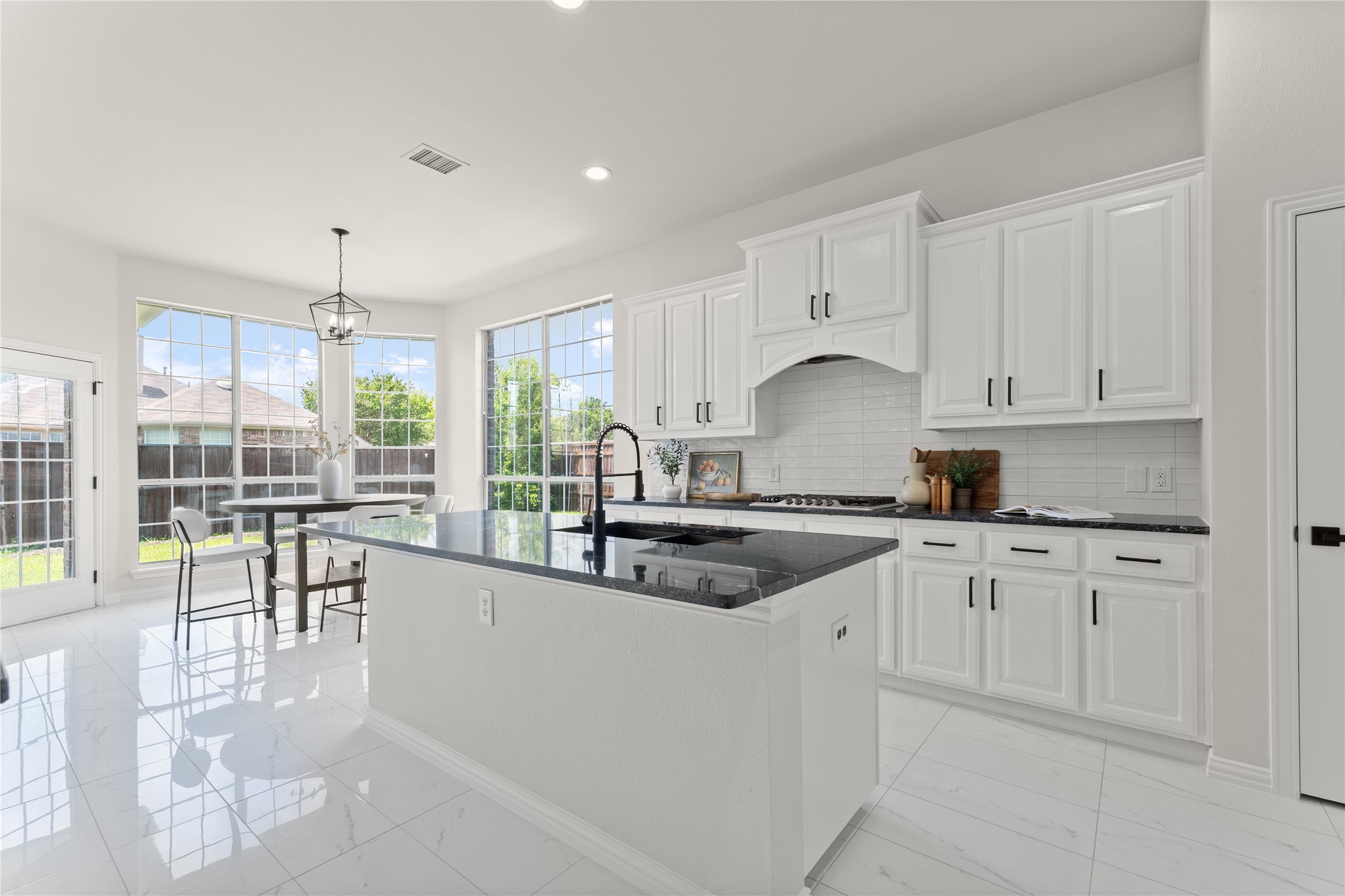 6104 Crestmoor Lane Sachse TX 75048