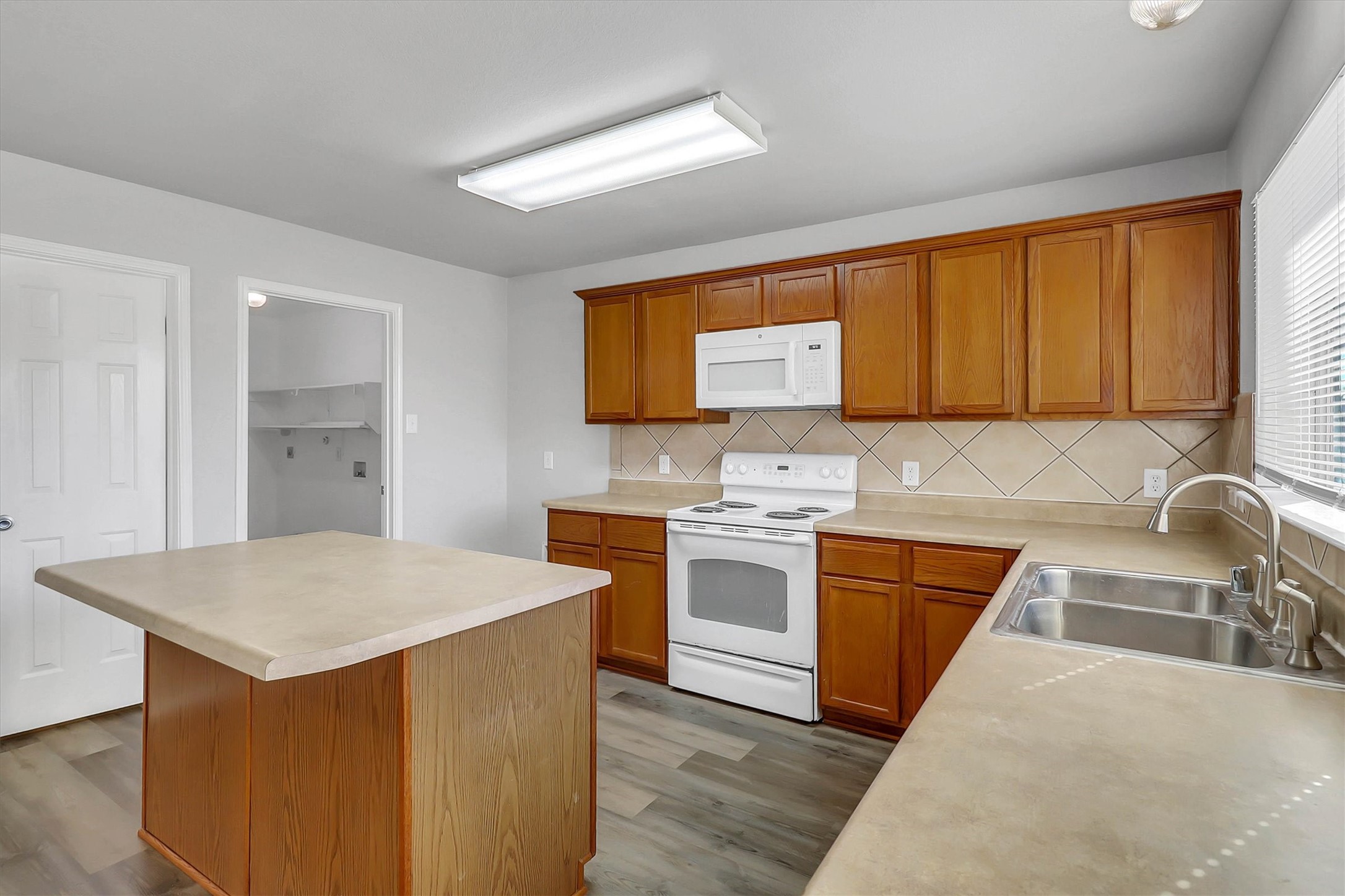 2045 Hanakoa Falls Drive Anna TX 75409