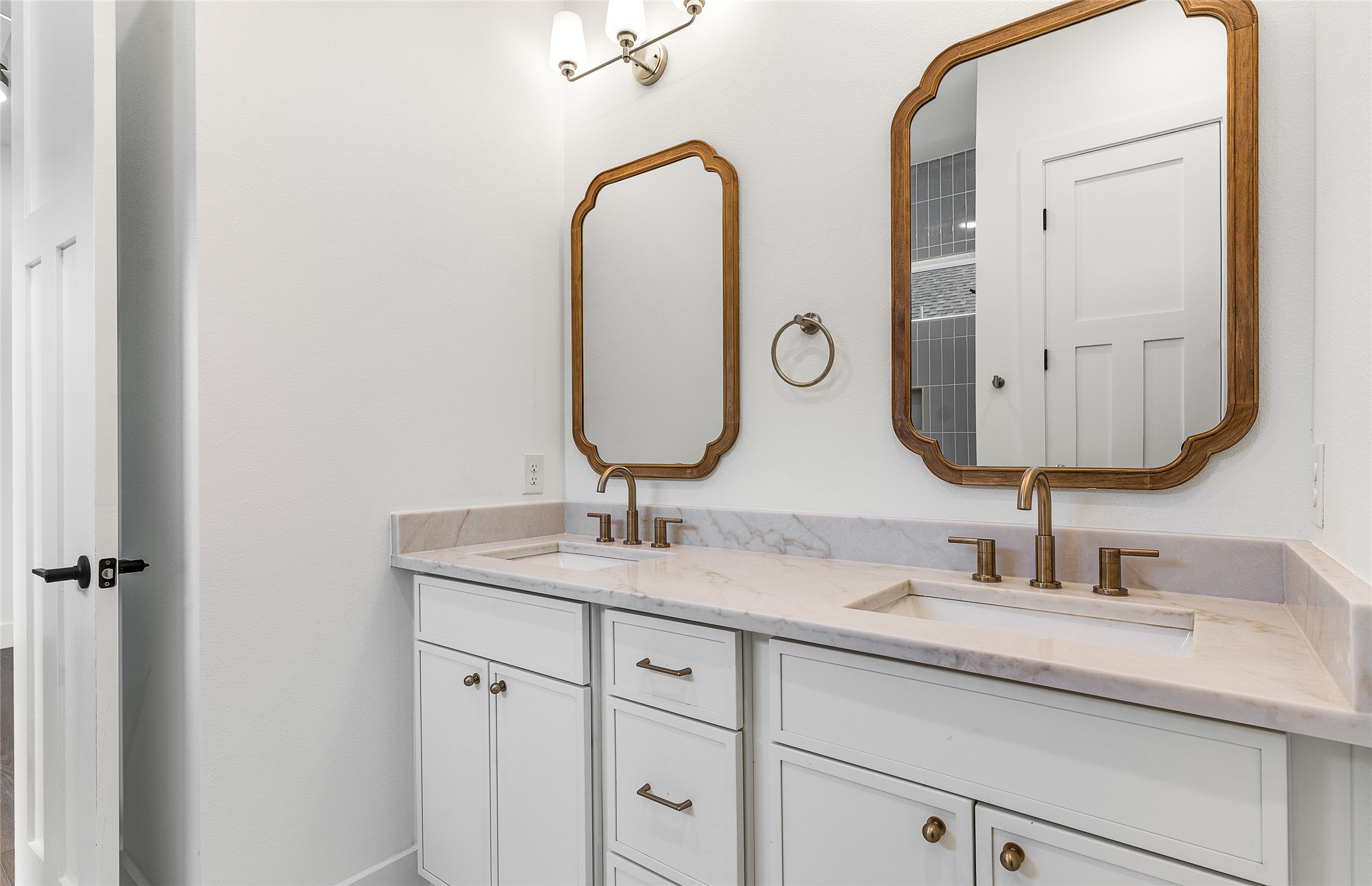 1510 Marfa Avenue Dallas TX 75216