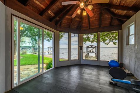431 Jib Drive Gun Barrel City TX 75156