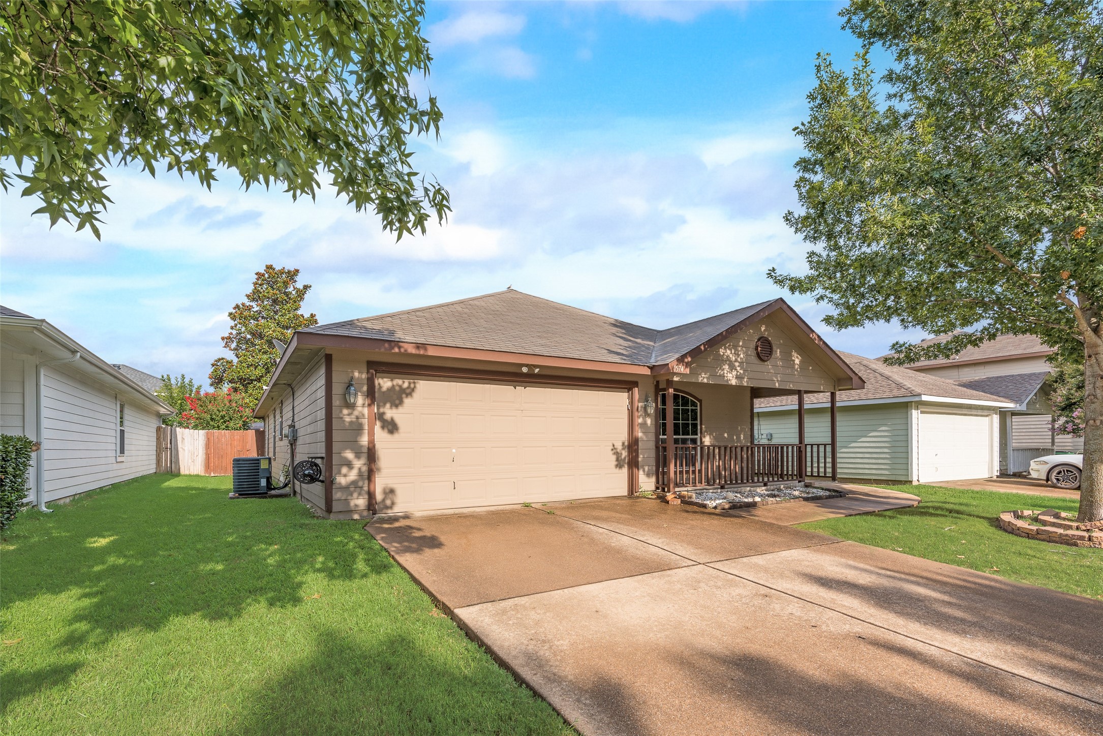 1574 Wildflower Drive Waxahachie TX 75165