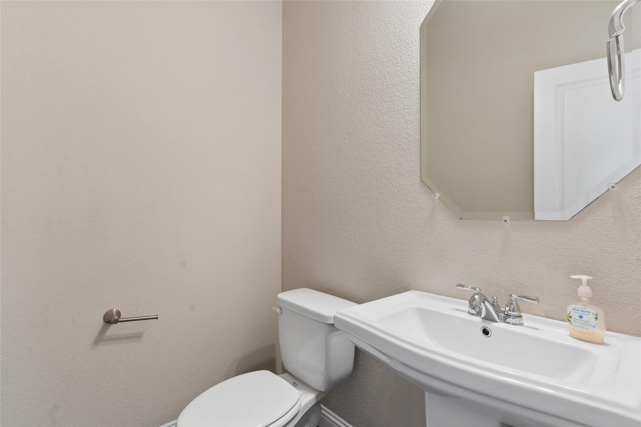 6723 Palo Duro Drive Irving TX 75063