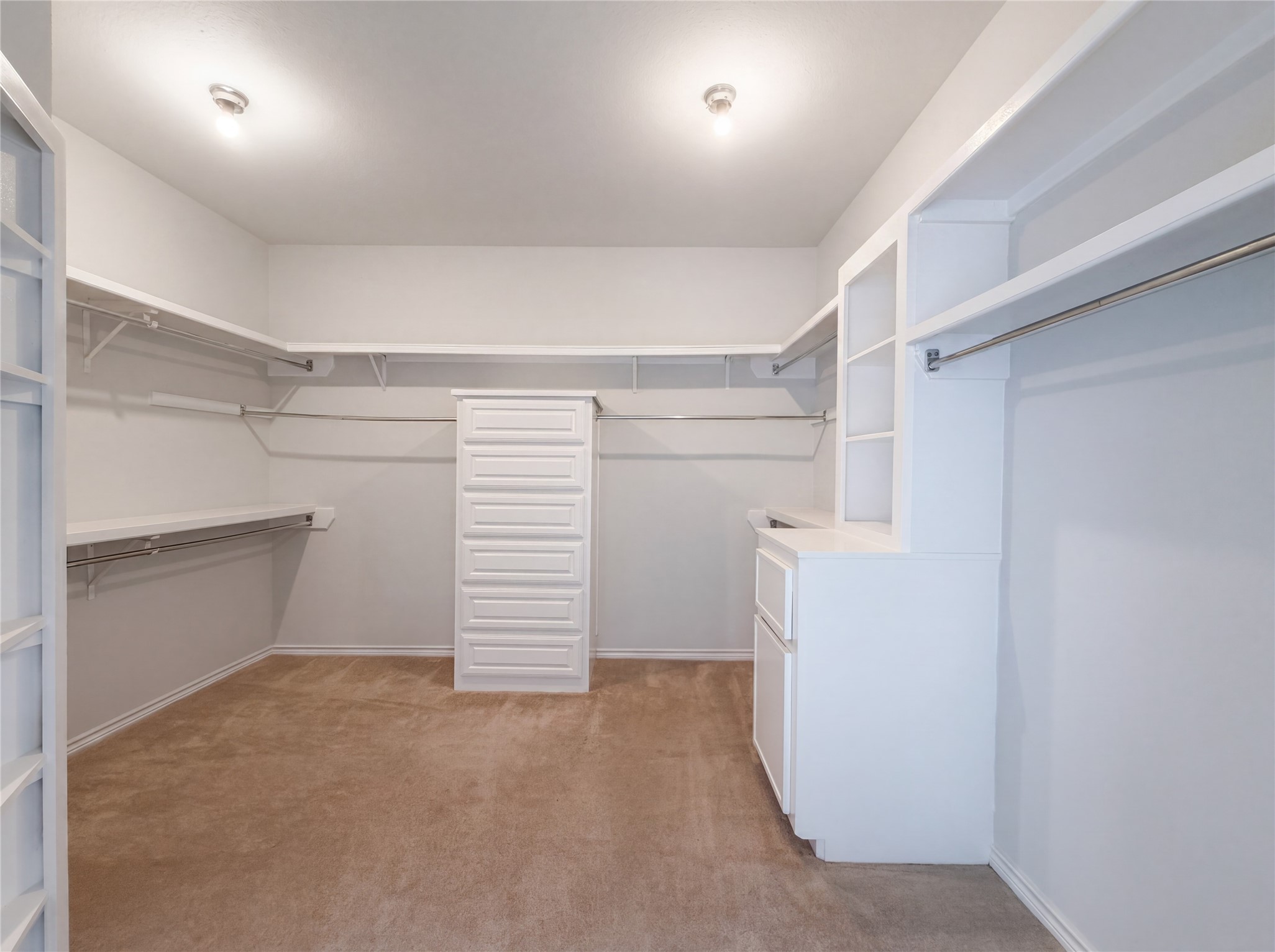 2405 Castle Rock Road Arlington TX 76006
