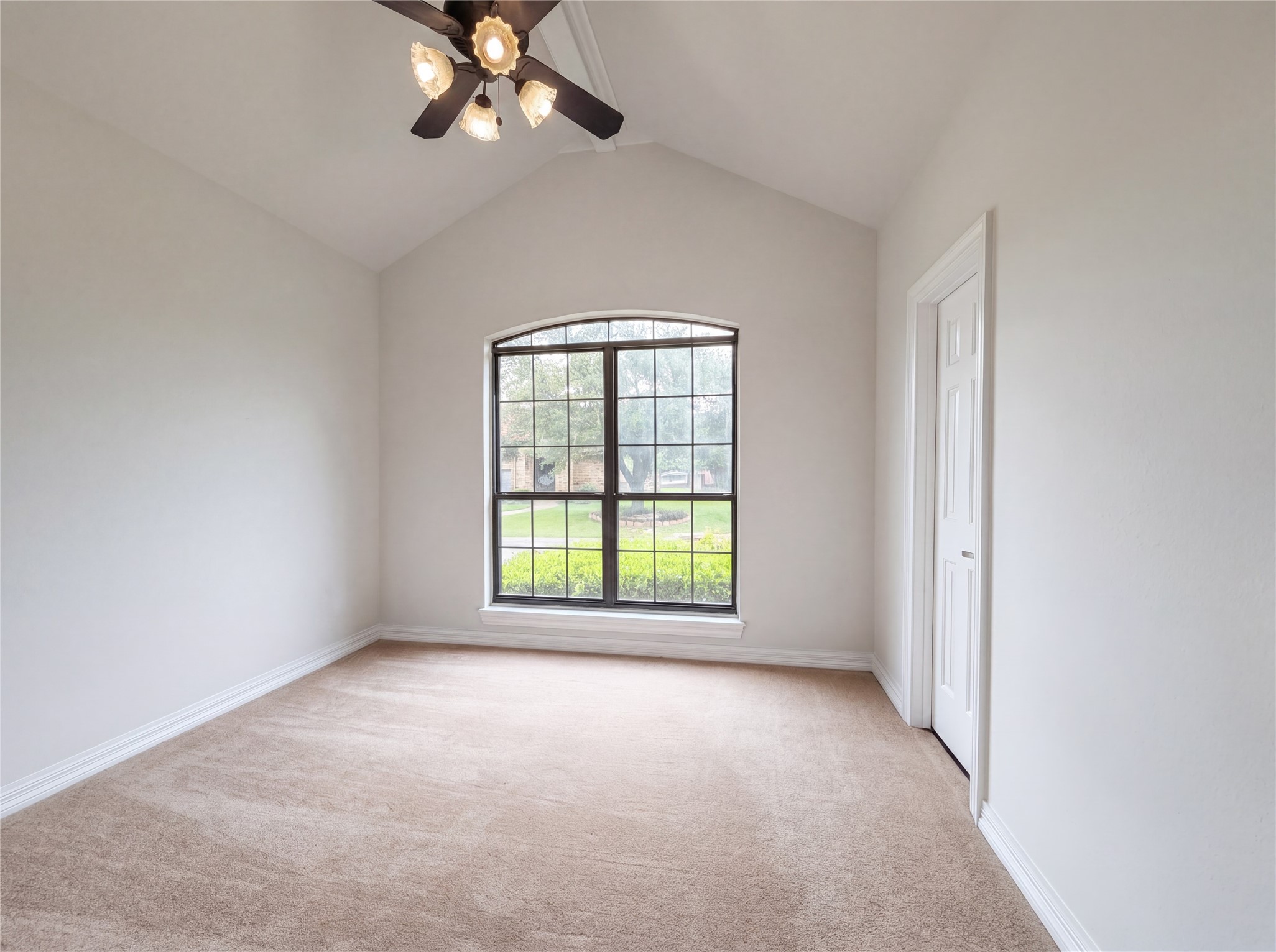 2405 Castle Rock Road Arlington TX 76006