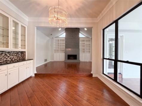 2405 Castle Rock Road Arlington TX 76006