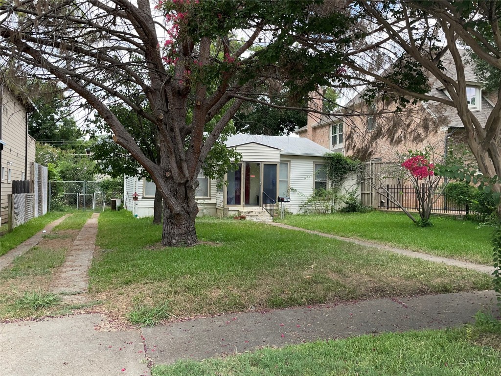 4907 Stanford Avenue Dallas TX 75209