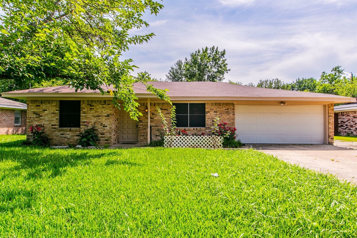 203 Melody Lane Terrell TX 75160