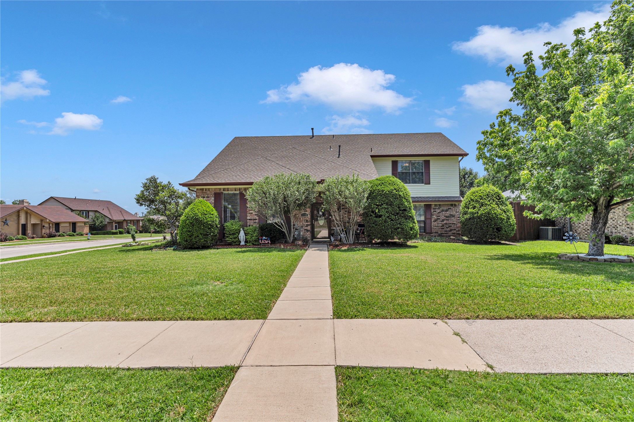 1732 Mayflower Drive Carrollton TX 75007