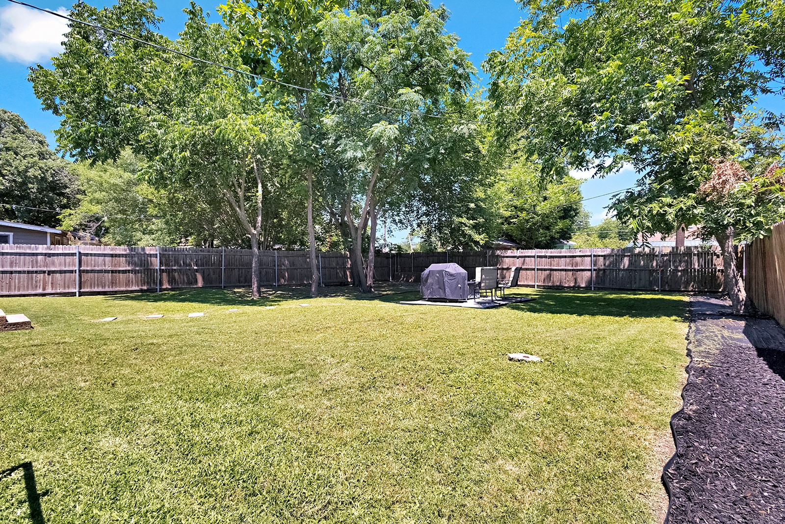 2124 Sharon Drive Garland TX 75041