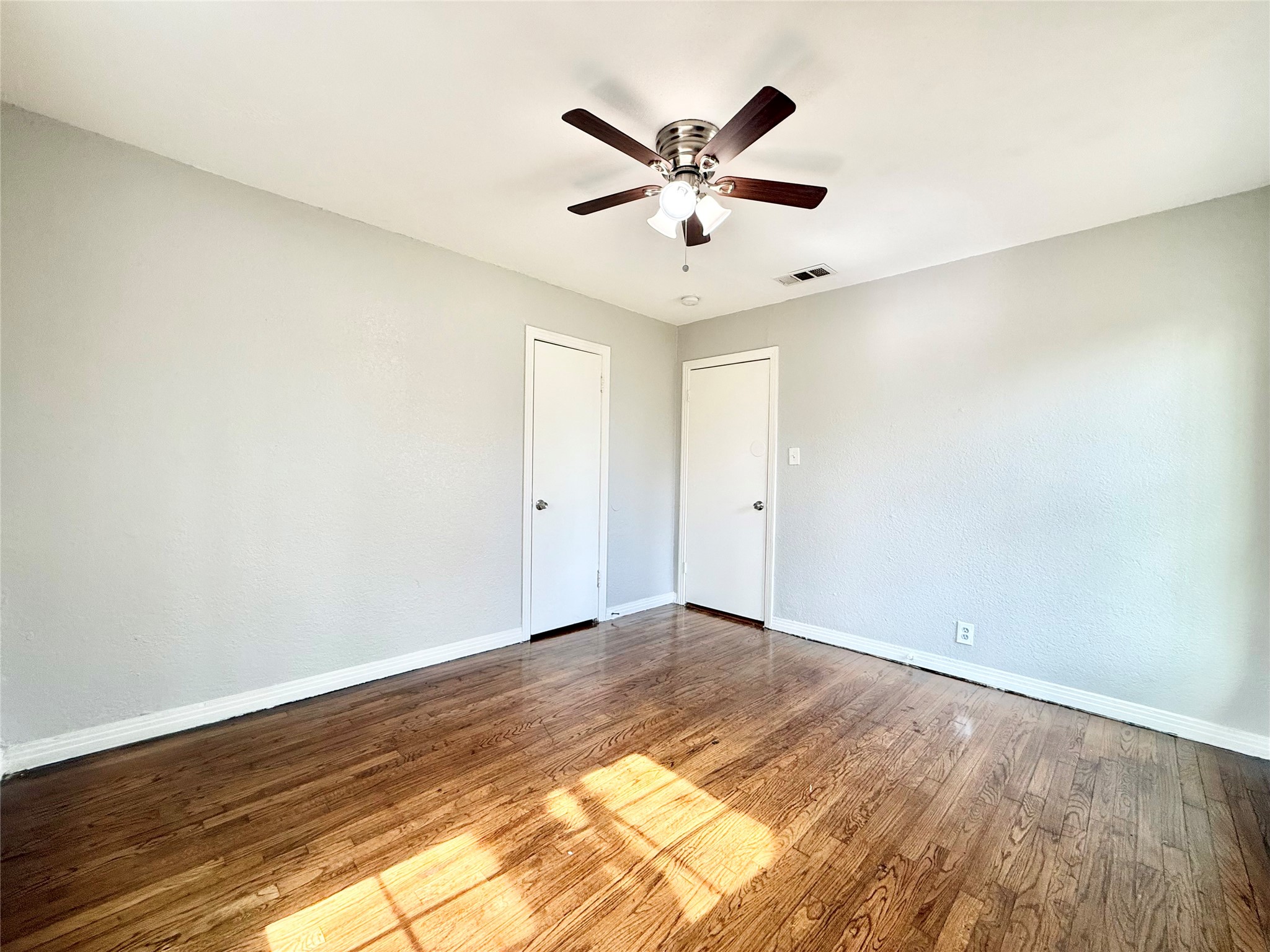 4813 Sandage Avenue Fort Worth TX 76115